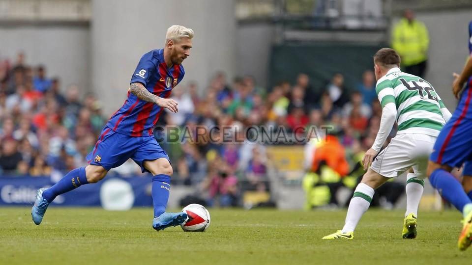 Leo Messi deb tiert blaue